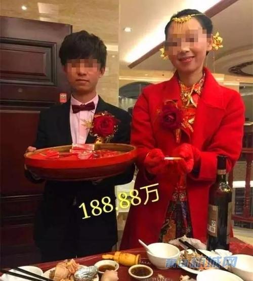 订婚收288万聘金跻身钞票塞满行李箱 仅18岁跻身莆田百万新娘榜 订婚收288万聘金跻身钞票塞满行李箱 仅18岁跻身莆田百万新娘榜
