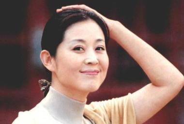 倪萍变老认不出 国民女神倪萍为何衰老的这么快?( 倪萍变老认不出 国民女神倪萍为何衰老的这么快?(