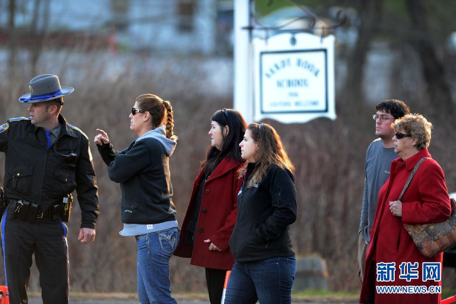 美国小学发生枪击 凶手与被杀教师系夫妻事件致3人死亡