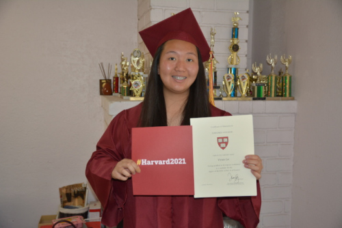 美华裔女生未刻意追求名校 意外获哈佛全额奖学金
