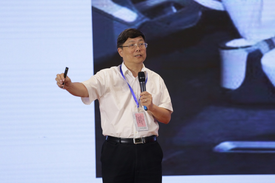 第十一届达内英才添翼校企合作高峰论坛在贵阳