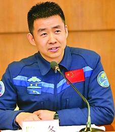 “梦想能到达的地方，总有一天脚步也会到达”