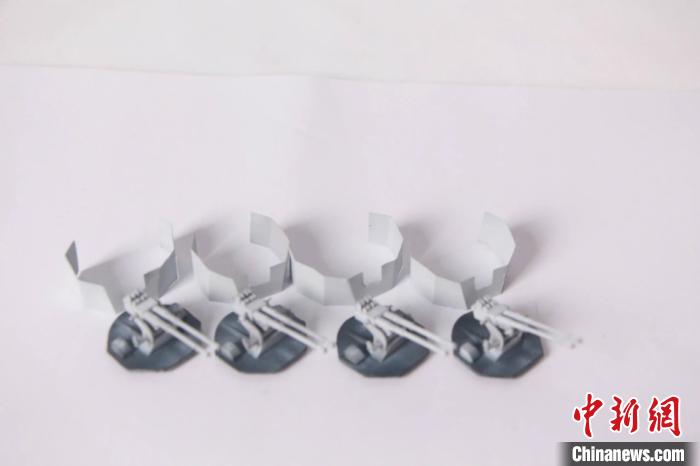 ?中国新闻网|00后学生的“造舰之旅”：耗时半年成功下水试航