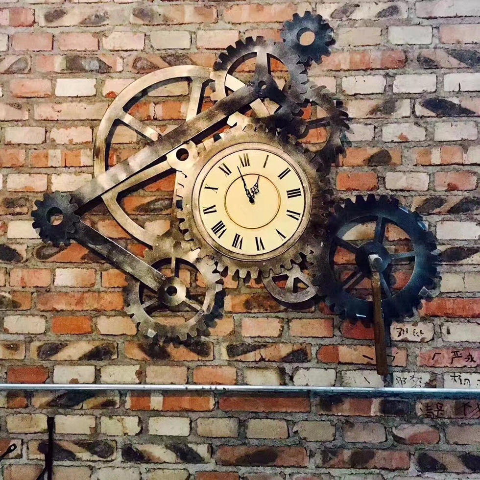 美！大学生用废品改造出“梦幻花园”