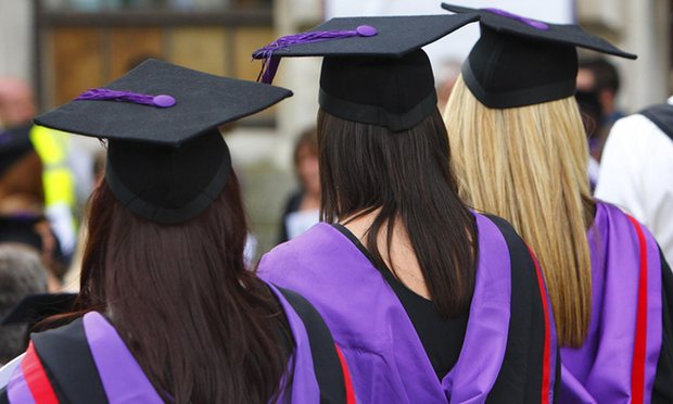 近1/4英国毕业生获一等学士学位 创历史新高