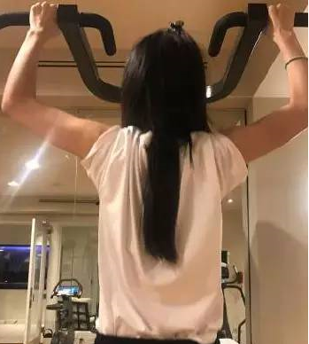 迪丽热巴告别跑男 跑男团是否在“集体排挤”新成员？（